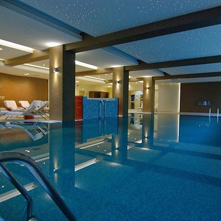 Aquarius Boutique Hotel Campulung Moldovenesc Luaran gambar