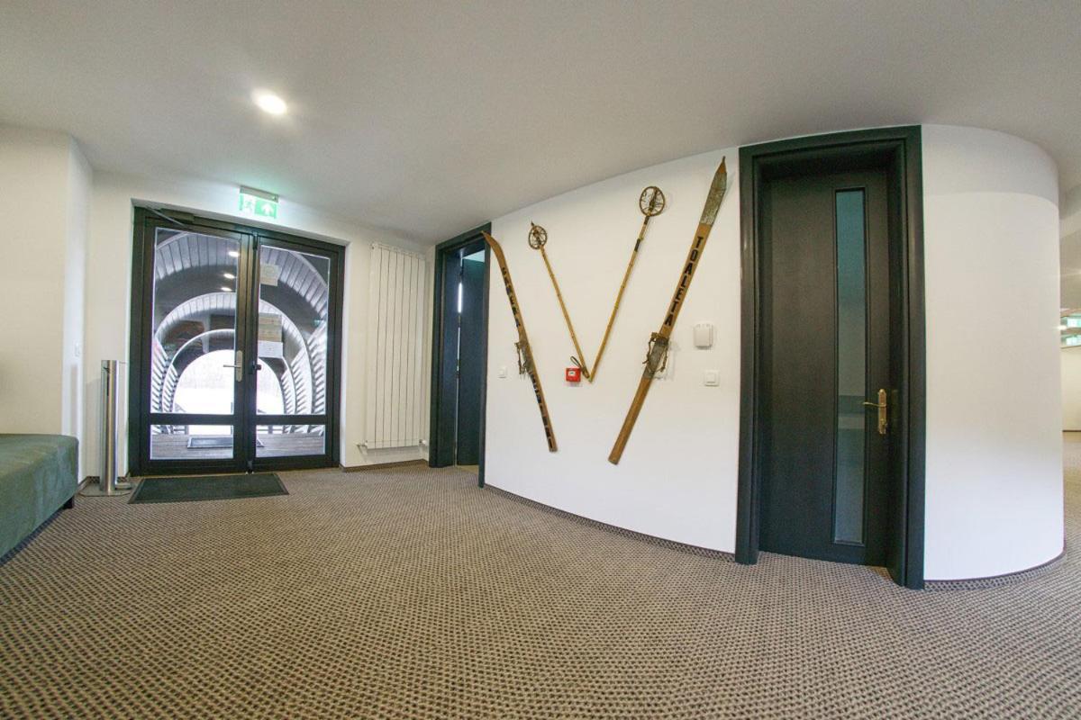 Aquarius Boutique Hotel Campulung Moldovenesc Luaran gambar