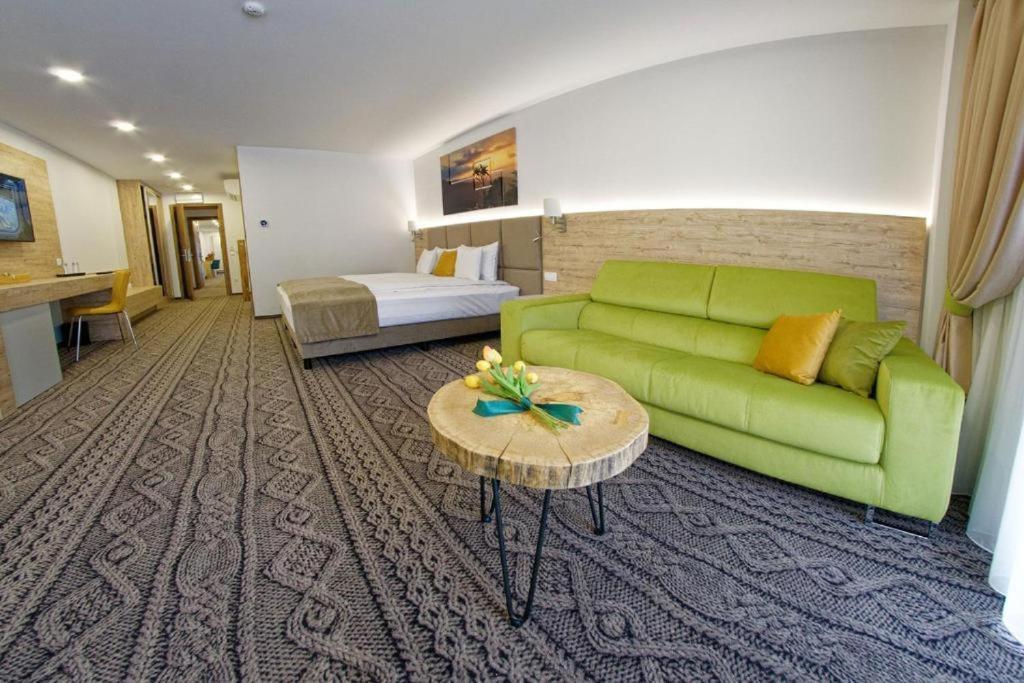 Aquarius Boutique Hotel Campulung Moldovenesc Bilik gambar