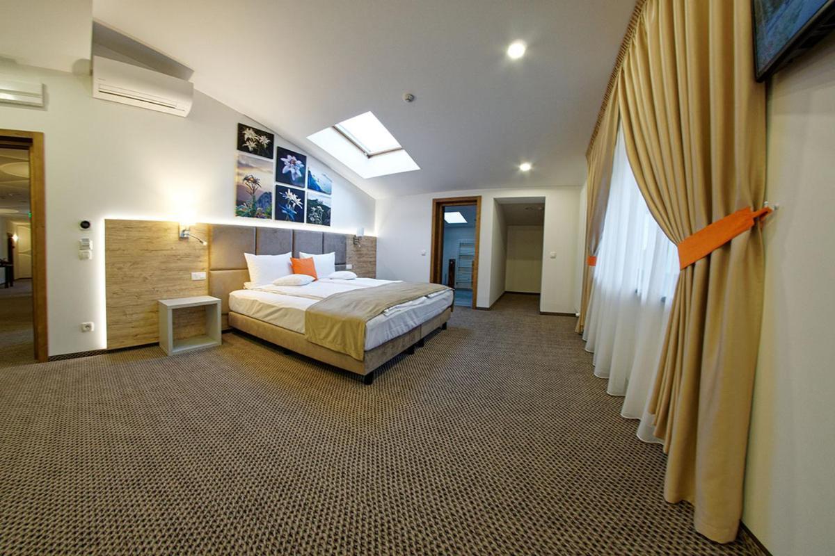 Aquarius Boutique Hotel Campulung Moldovenesc Bilik gambar