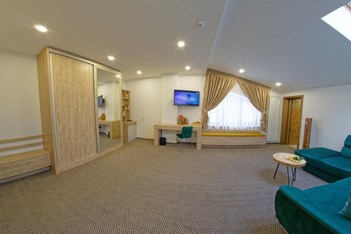 Aquarius Boutique Hotel Campulung Moldovenesc Bilik gambar