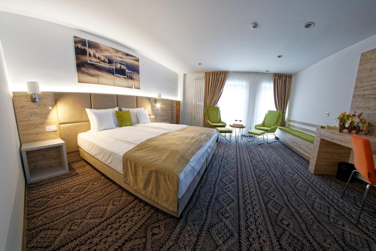 Aquarius Boutique Hotel Campulung Moldovenesc Bilik gambar